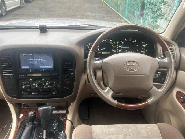 2000 Toyota Land Cruiser JDM car for sale — photo 17 of 19