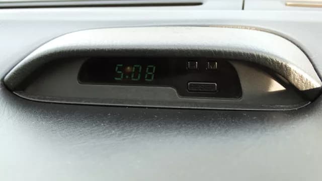 2000 Nissan Stagea JDM car for sale — photo 17 of 24