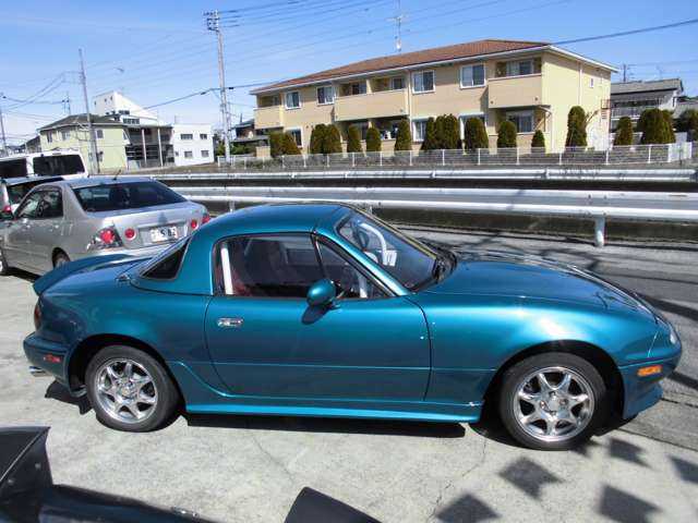 1997 Mazda Roadster (Eunos Roadster / MX-5) JDM car for sale — photo 5 of 20