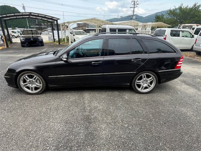 2004 Mercedes-Benz C Class JDM car for sale — photo 5 of 19