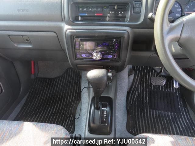1999 Suzuki Jimny JDM car for sale — photo 22 of 25