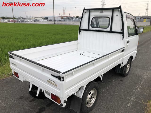 1991 Mitsubishi Minicab JDM car for sale — photo 4 of 24