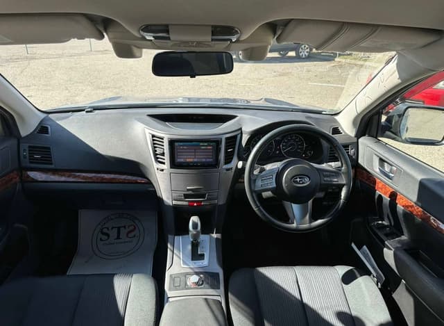 2009 Subaru Legacy JDM car for sale — photo 7 of 8