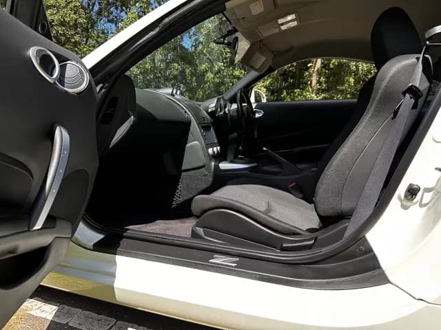 2008 Nissan Fairlady Z JDM car for sale — photo 10 of 24