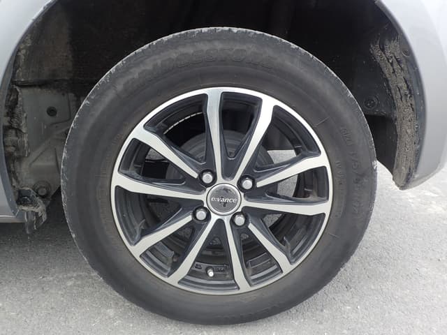 2009 Honda Fit JDM car for sale — photo 10 of 25
