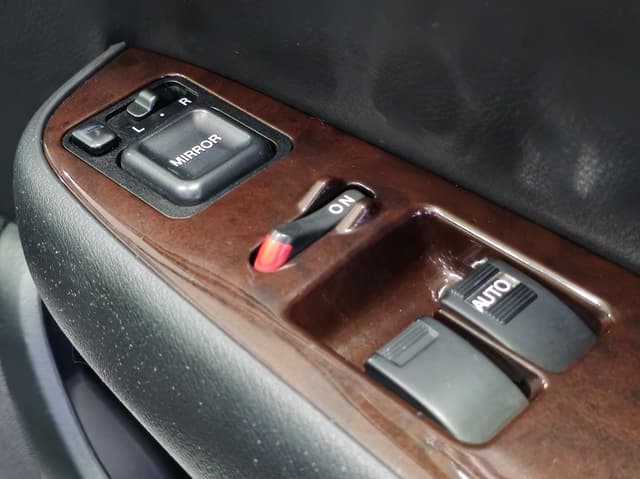 1998 Honda Prelude JDM car for sale — photo 18 of 25