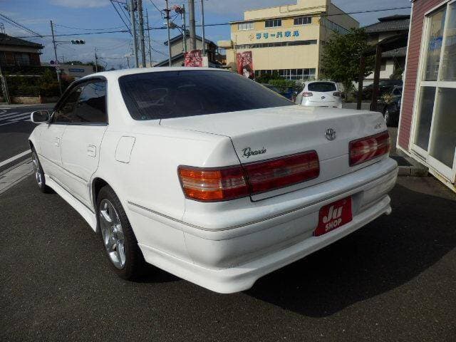 1997 Toyota Mark II JDM car for sale — photo 2 of 20