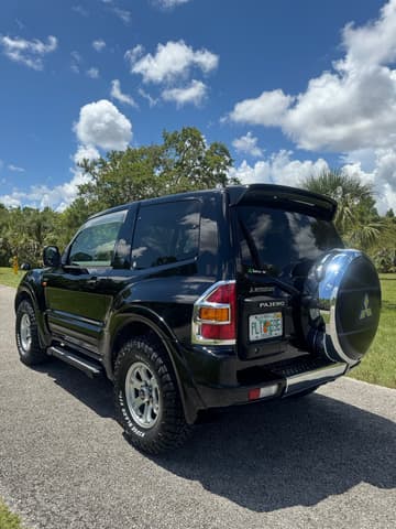 1999 Mitsubishi Pajero JDM car for sale — photo 8 of 25