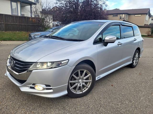 2009 Honda Odyssey JDM car for sale — photo 2 of 11