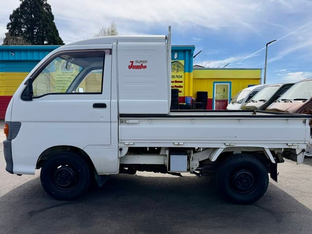 1997 Daihatsu Hijet JDM car for sale — photo 5 of 25
