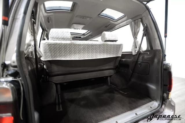 1994 Toyota HiAce JDM car for sale — photo 23 of 25