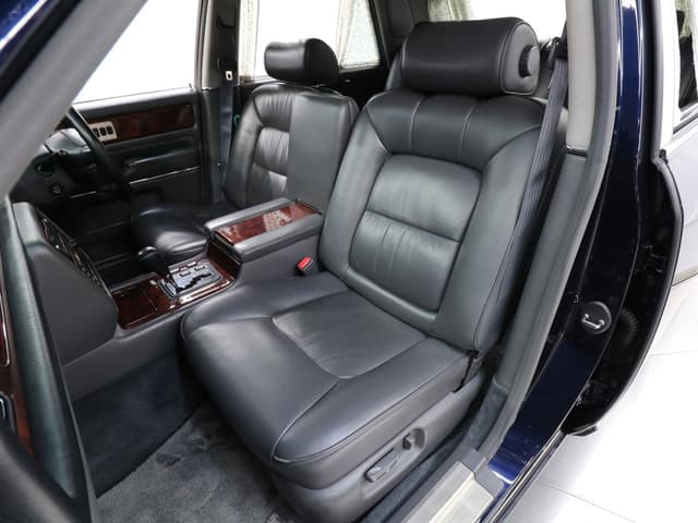 1997 Toyota Century JDM car for sale — photo 16 of 25
