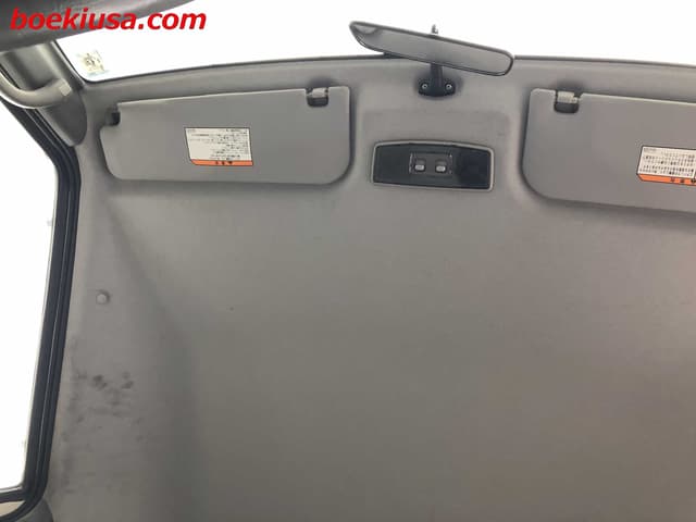 1999 Mitsubishi Town Box JDM car for sale — photo 12 of 23