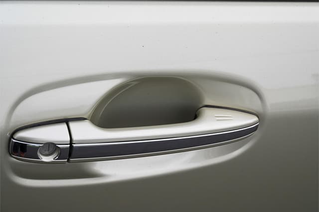 2009 Toyota Majesta JDM car for sale — photo 4 of 25