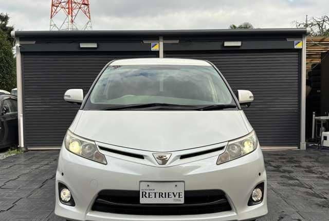 2009 Toyota Estima JDM car for sale — photo 2 of 20