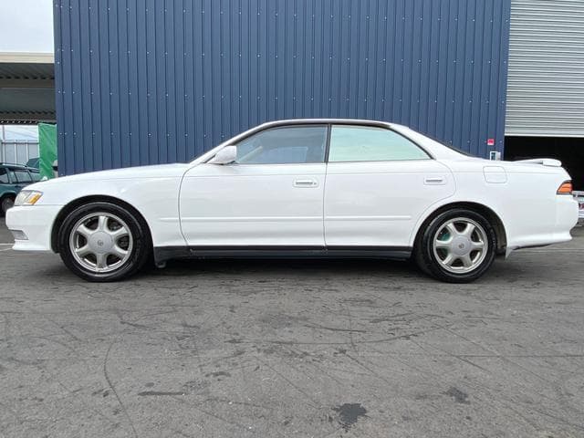 1994 Toyota Mark II JDM car for sale — photo 2 of 25