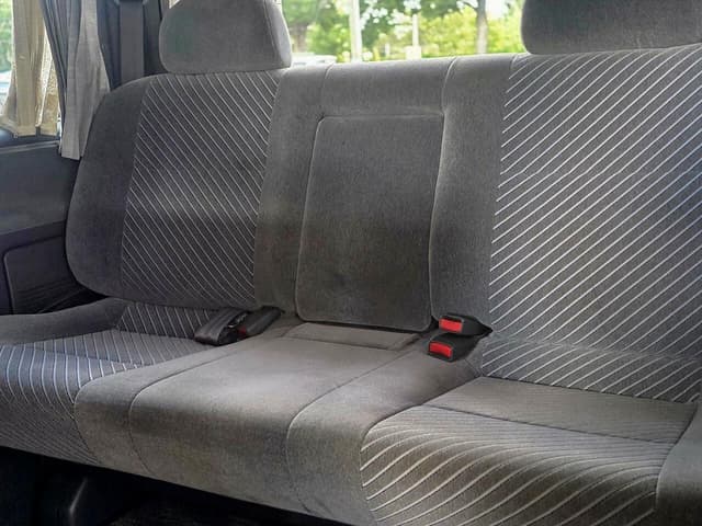 1996 Toyota Granvia JDM car for sale — photo 19 of 25