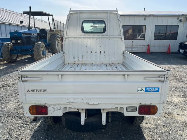 1997 Mitsubishi Minicab JDM car for sale — photo 4 of 25