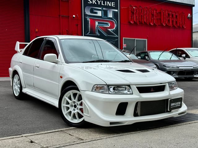 2000 Mitsubishi Lancer Evolution JDM car for sale — photo 2 of 25
