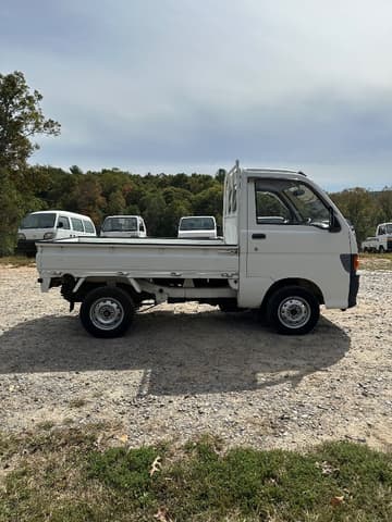 1994 Daihatsu Hijet JDM car for sale — photo 6 of 10