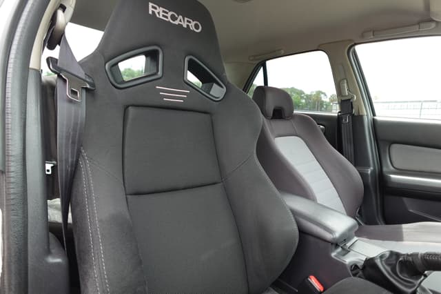 1998 Nissan Skyline JDM car for sale — photo 16 of 19