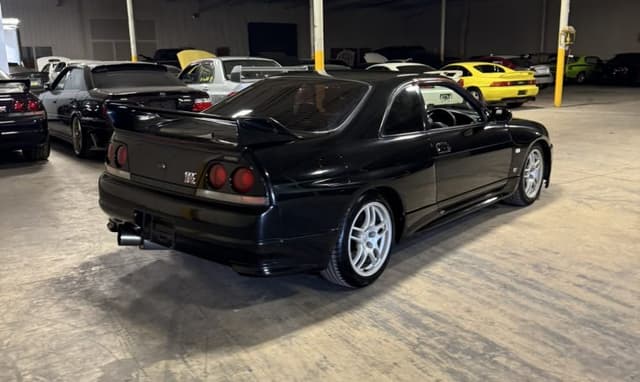 1995 Nissan Skyline JDM car for sale — photo 12 of 25