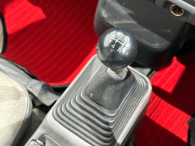 1995 Mitsubishi Minicab JDM car for sale — photo 13 of 25