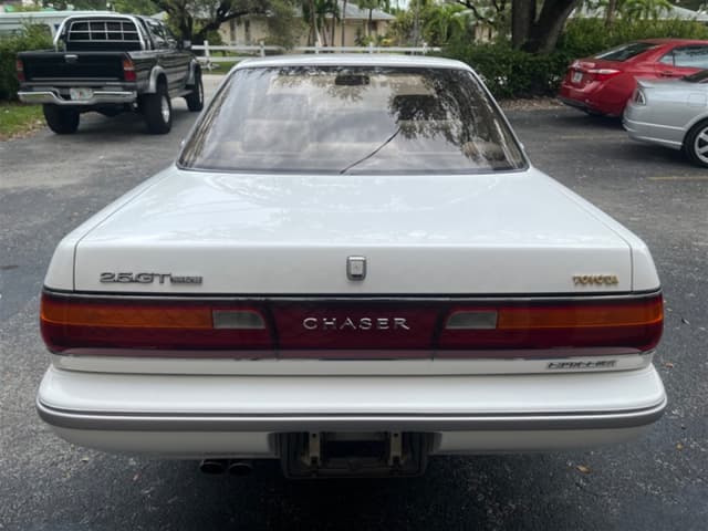 1991 Toyota Chaser JDM car for sale — photo 6 of 17