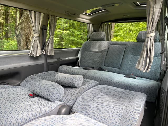 1995 Toyota HiAce JDM car for sale — photo 12 of 20