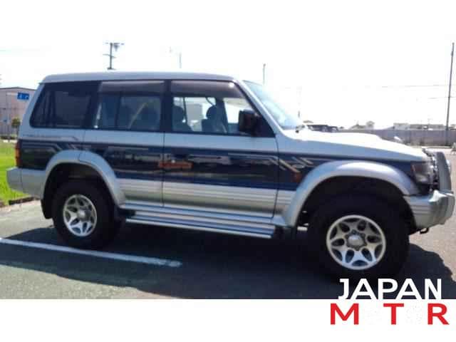 1997 Mitsubishi Pajero JDM car for sale — photo 3 of 25