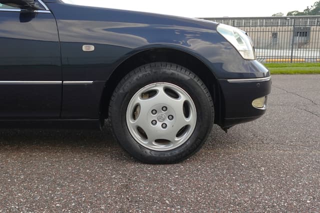 2000 Toyota Celsior JDM car for sale — photo 4 of 18