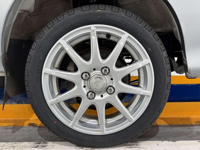 2001 Daihatsu Hijet JDM car for sale — photo 23 of 25