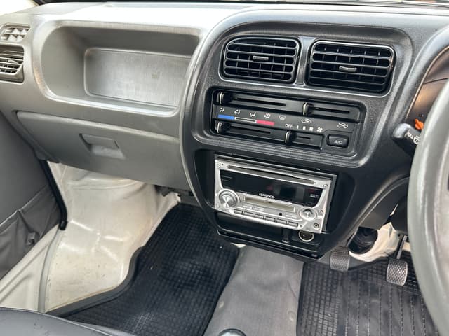 2001 Suzuki Carry JDM car for sale — photo 13 of 14