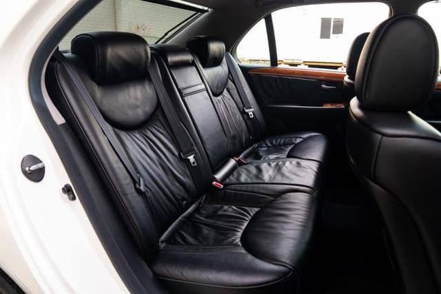 2002 Toyota Celsior JDM car for sale — photo 16 of 17
