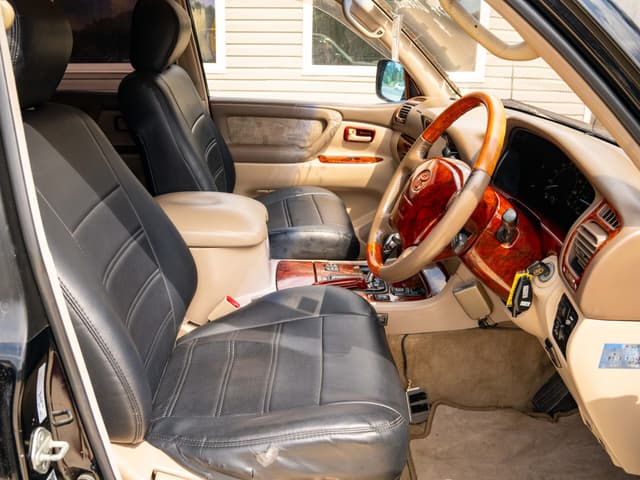1998 Toyota Land Cruiser JDM car for sale — photo 10 of 15