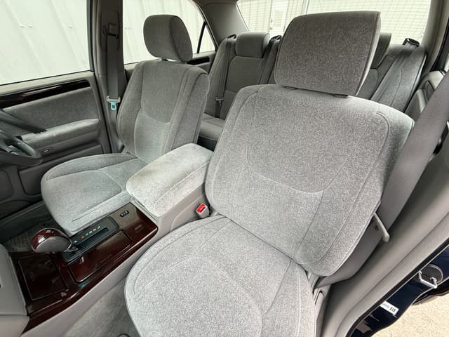 2000 Toyota Crown JDM car for sale — photo 12 of 19