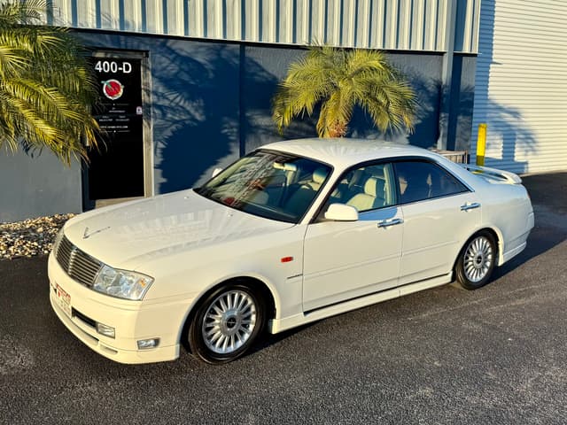 2000 Nissan Cedric JDM car for sale — photo 12 of 22