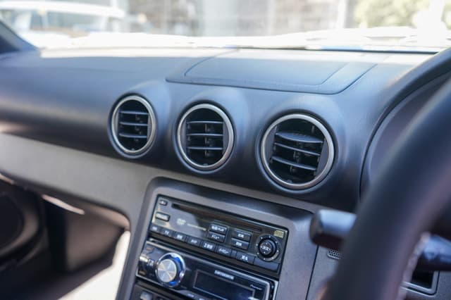 2001 Nissan Silvia JDM car for sale — photo 15 of 25