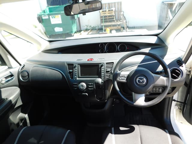 2010 Mazda Biante JDM car for sale — photo 3 of 8