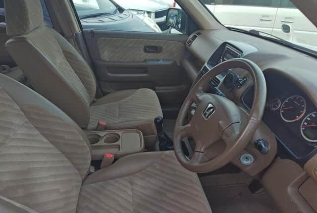 2001 Honda CR-V JDM car for sale — photo 10 of 22