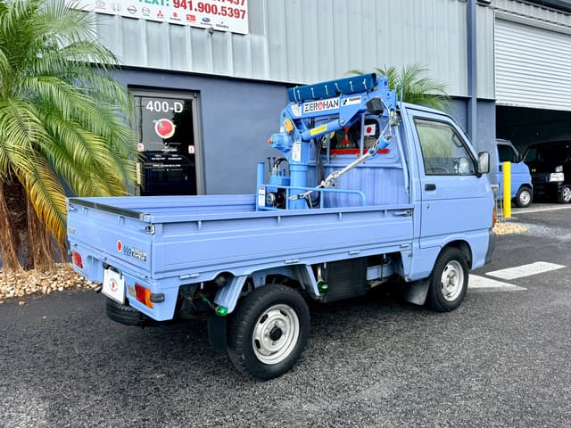 1992 Daihatsu Hijet JDM car for sale — photo 12 of 21