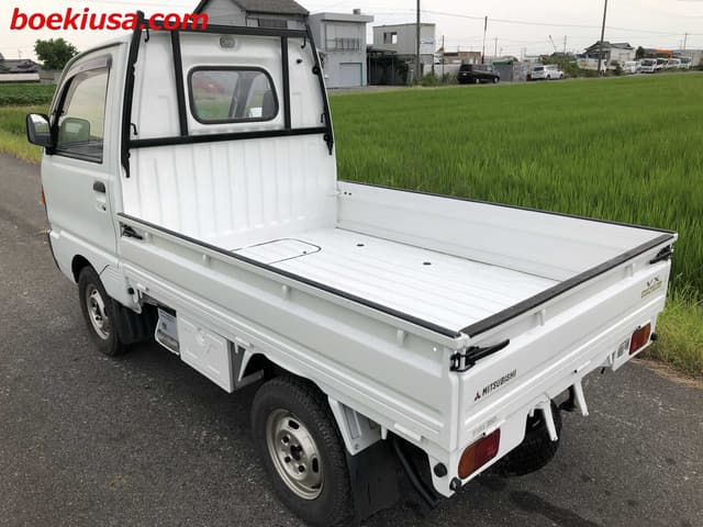 1991 Mitsubishi Minicab JDM car for sale — photo 3 of 24