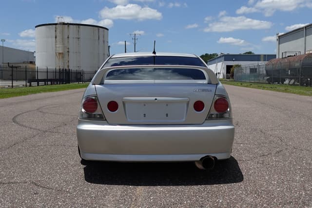 1998 Toyota Altezza JDM car for sale — photo 9 of 19