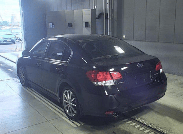 2011 Subaru Legacy JDM car for sale — photo 2 of 10