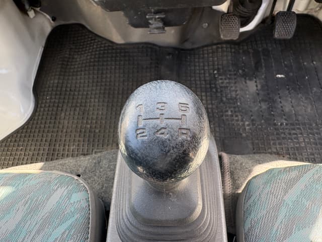 1999 Suzuki Carry JDM car for sale — photo 20 of 25