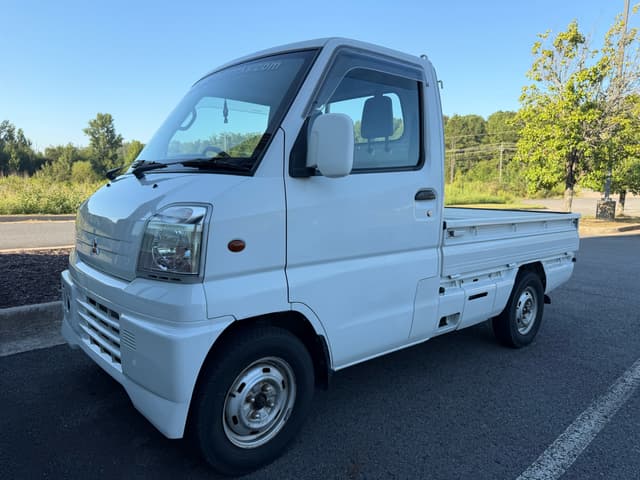 1999 Mitsubishi Minicab JDM car for sale — photo 9 of 12