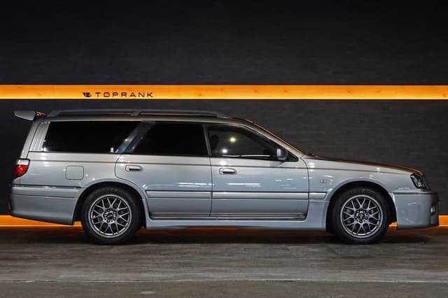1999 Nissan Stagea JDM car for sale — photo 10 of 25