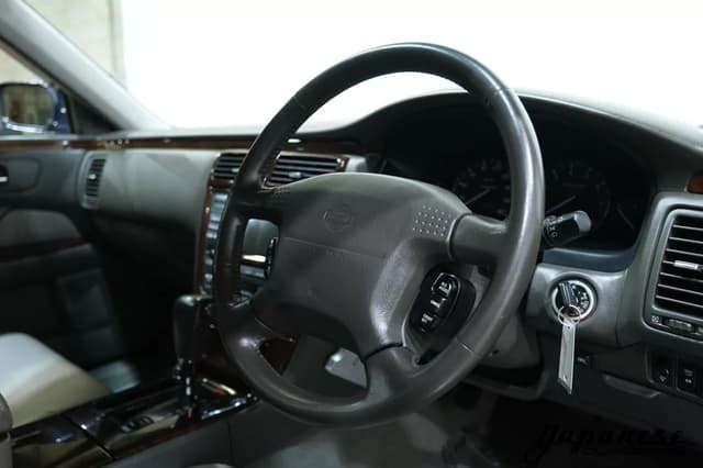 1997 Nissan Cima JDM car for sale — photo 14 of 25