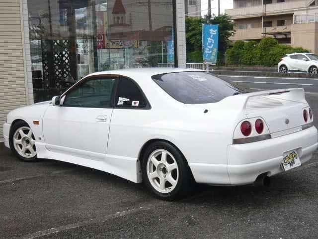1997 Nissan Skyline JDM car for sale — photo 17 of 25