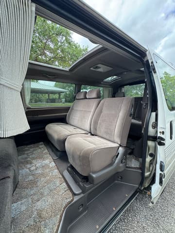 1997 Toyota HiAce JDM car for sale — photo 13 of 25